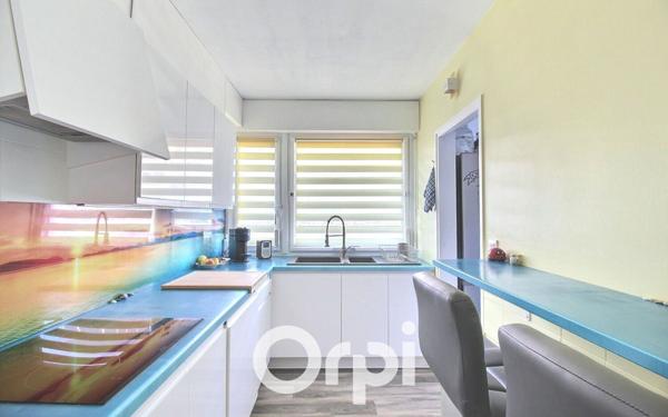 Appartement à vendre    4 pièces • 91 m2 Marseille 6
