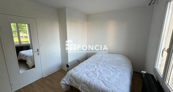 Location Appartement meublé 4 pièces 63.06 m² - Roanne 42300