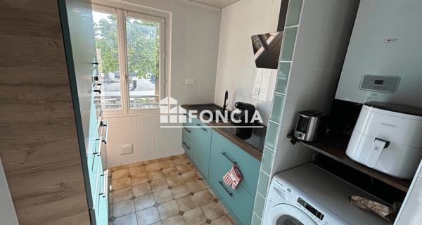 Location Appartement meublé 4 pièces 63.06 m² - Roanne 42300