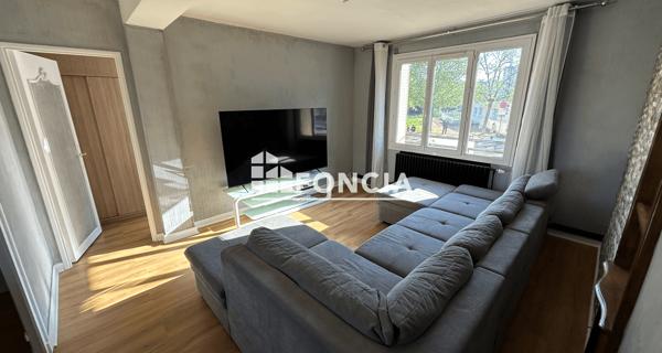 Location Appartement meublé 4 pièces 63.06 m² - Roanne 42300