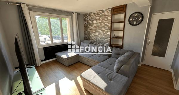 Location Appartement meublé 4 pièces 63.06 m² - Roanne 42300