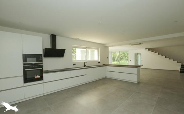 Maison à vendre |  Saint-Pierre-d'Aurillac |  6 pièces | 196 m²