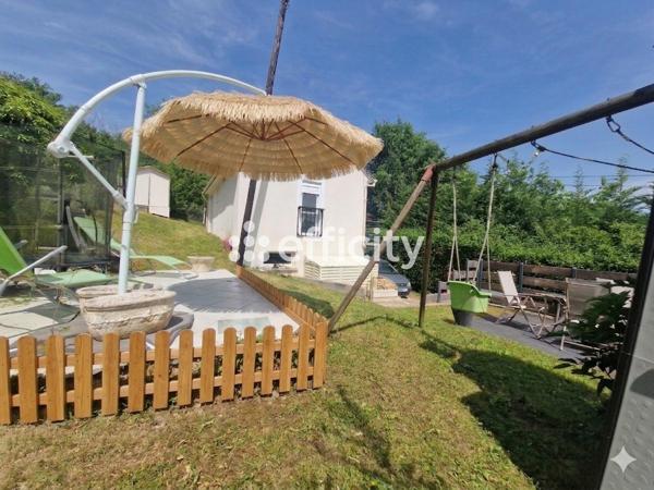 Maison
         4 pièces
        - 78 m² 190 000 € *