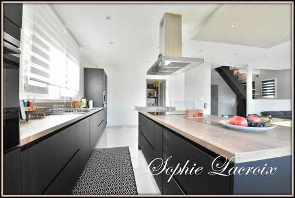 Maison 5 pièces - 145 m²