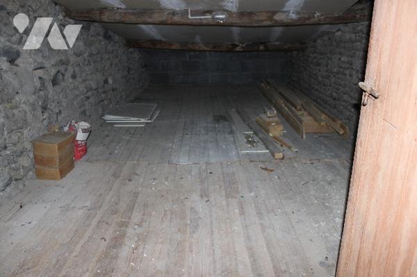 Beaumont, maison de bourg rue Victor Hugo avec garage et cave