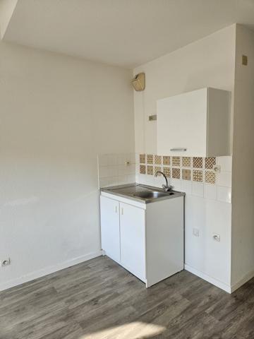 STUDIO À LOUER