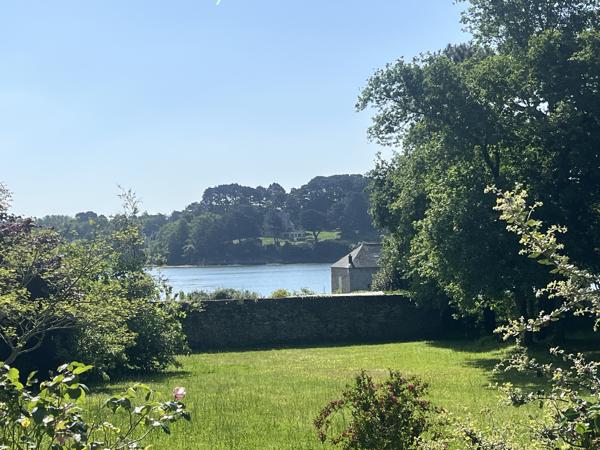 À vendre : propriété d’exception à Arradon avec vue sur le Golfe du Morbihan