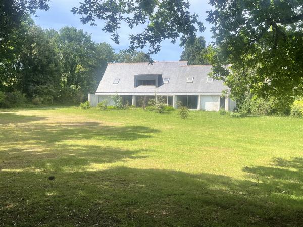 À vendre : propriété d’exception à Arradon avec vue sur le Golfe du Morbihan