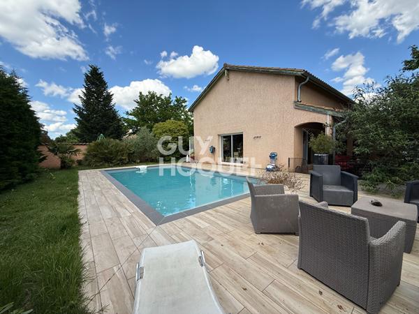 Rare à Vourles Villa de 5 pièces 199 m2 avec piscine et garage double