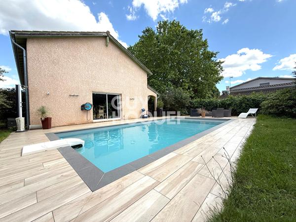 Rare à Vourles Villa de 5 pièces 199 m2 avec piscine et garage double