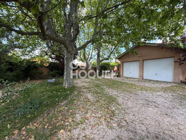 Rare à Vourles Villa de 5 pièces 199 m2 avec piscine et garage double