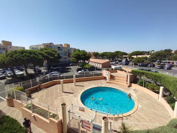 GRUISSAN - LE MEDITERRANEE - Studio meublé avec balcon à louer de Septembre à Juin - avec place de parking