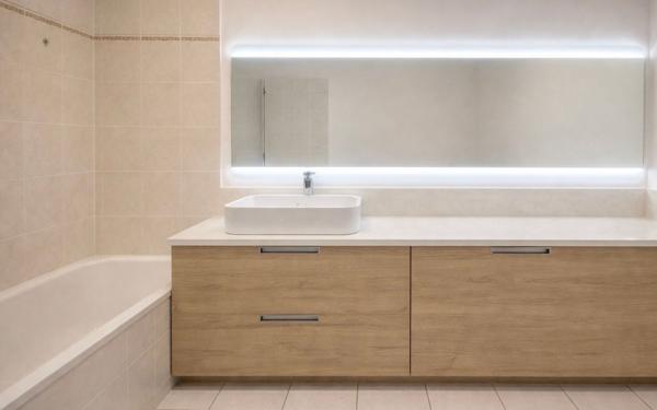 Appartement à vendre    4 pièces • 83 m2 Marseille 12