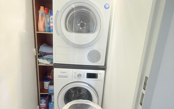 Appartement à vendre    4 pièces • 83 m2 Marseille 12