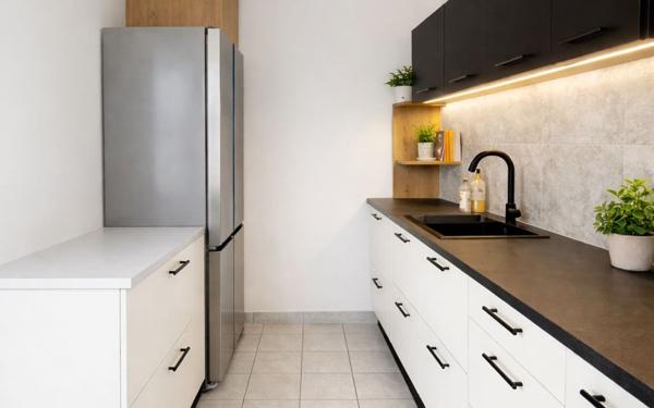 Appartement à vendre    4 pièces • 83 m2 Marseille 12