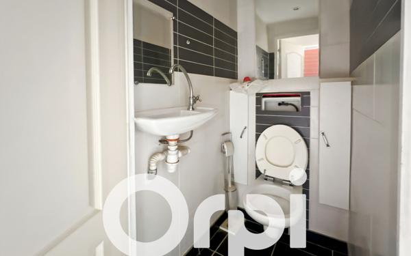 Maison à vendre    5 pièces •  Lattes