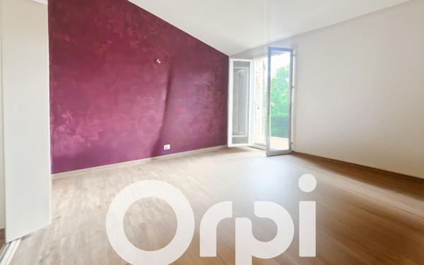 Maison à vendre    5 pièces •  Lattes