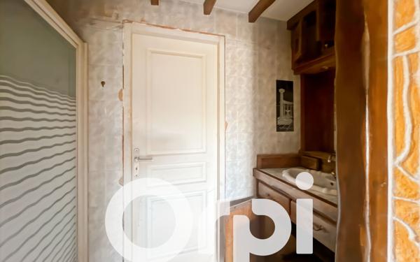 Maison à vendre    5 pièces •  Lattes