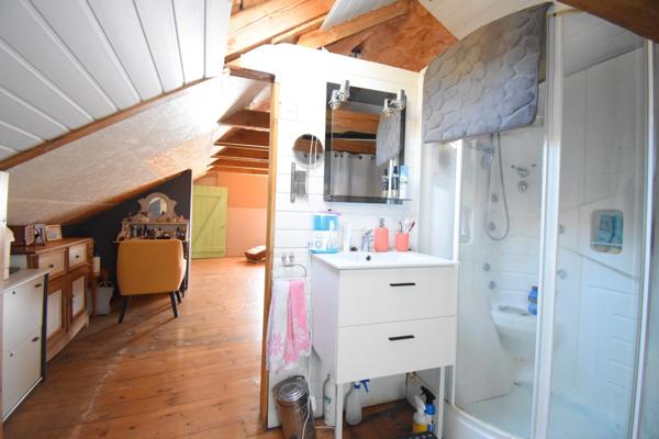 Maison à vendre 6 pièces SAINT AGREVE (07)