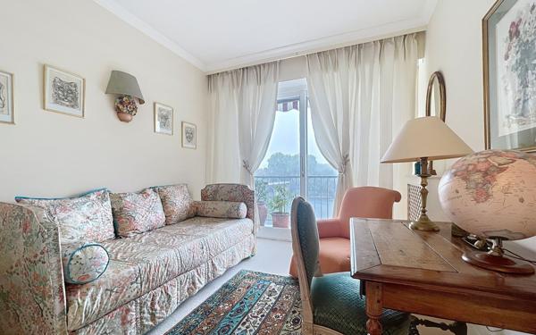 Appartement à vendre    5 pièces • 135 m2 Tours