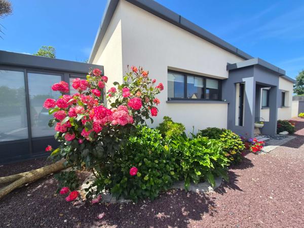 Maison contemporaine proche bourg et plages