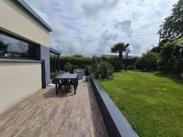 Maison contemporaine proche bourg et plages