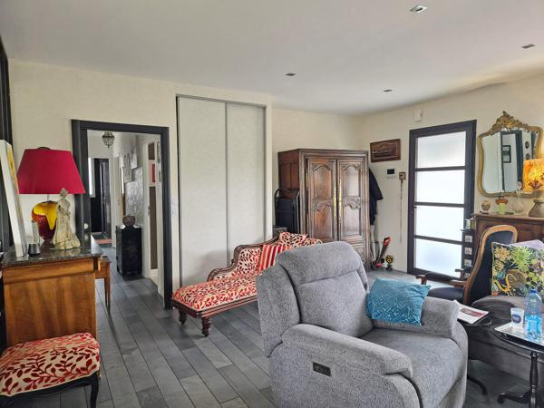 Maison contemporaine proche bourg et plages