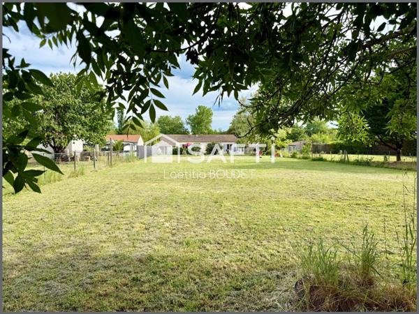 Maison de plain-pied 3 chambres avec garage et grand jardin à Saint-Médard-d’Aunis (côté Saint-Christophe)