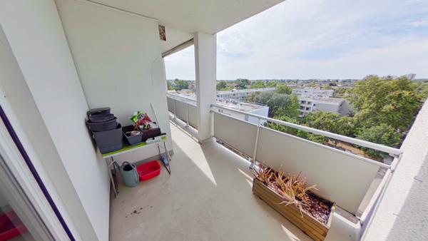 Appartement 3 pièces à vendre à Talence - 68.99 m², 8ème étage, exposition sud