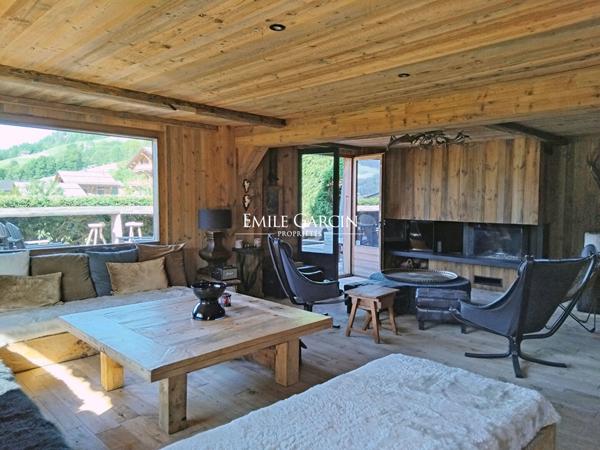 Chalet à vendre / Demi-Quartier, proche centre du village de Megève