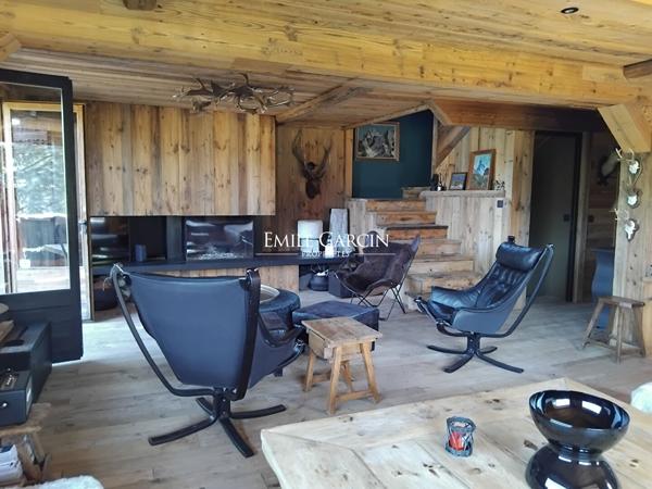 Chalet à vendre / Demi-Quartier, proche centre du village de Megève