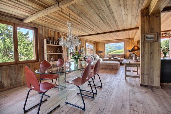 Chalet à vendre / Demi-Quartier, proche centre du village de Megève