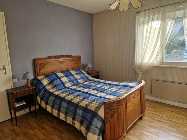 A PONTIVY...PROCHE CENTRE VILLE...MAISON AVEC JARDIN CLOS. Pontivy (56300)