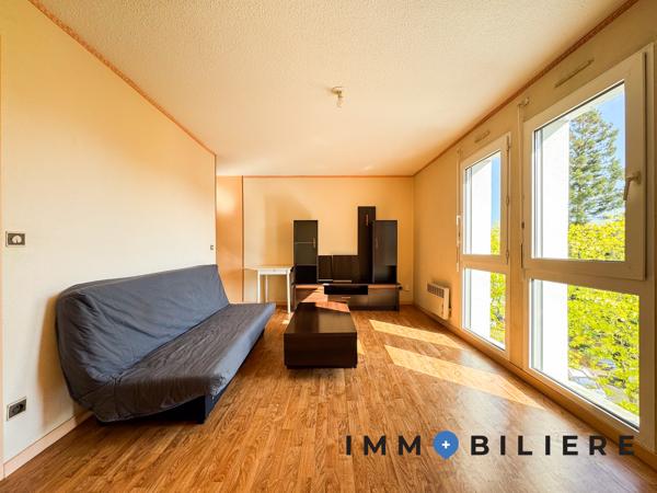 EXCLUSIVITE – Studio hyper centre avec vue dégagée. Vous serez aussi intéressé par