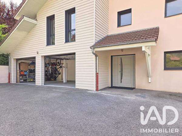 Maison à vendre 6 pièces 233 m² Divonne-les-Bains