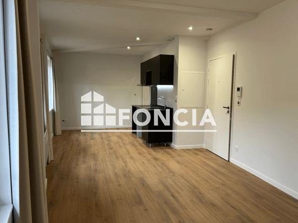 Location Studio 31.7 m² - 1 RUE SAUNAL Albi 81000