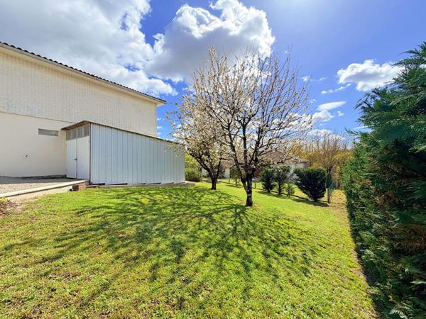 Maison Nersac 5 pièce(s) 104 m2