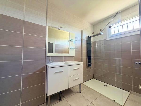 Maison Nersac 5 pièce(s) 104 m2