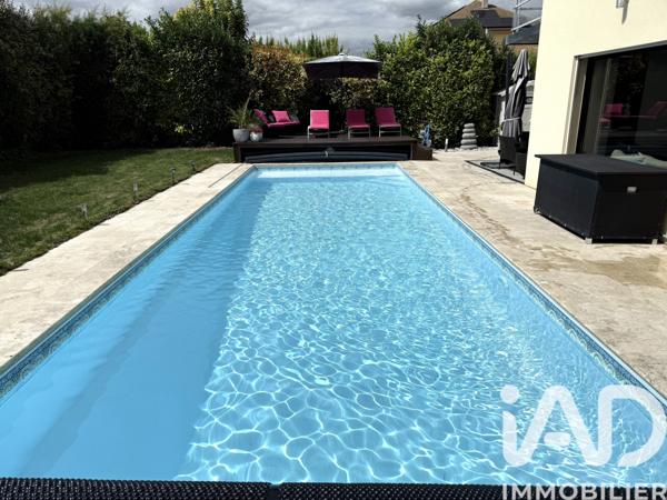 Maison à vendre 10 pièces 355 m² Taissy