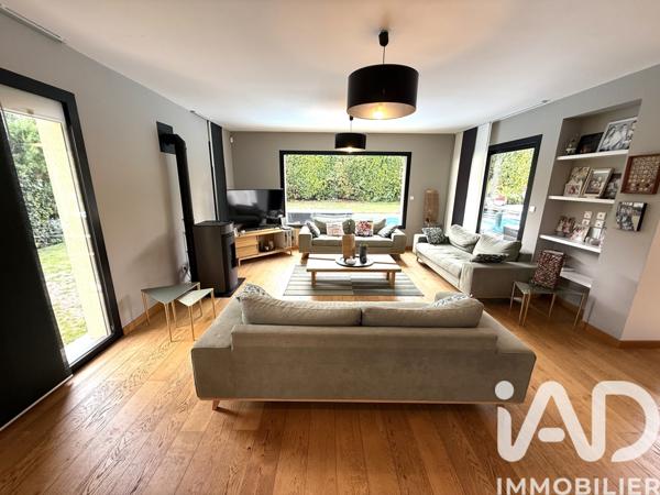 Maison à vendre 10 pièces 355 m² Taissy