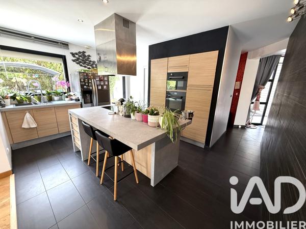 Maison à vendre 10 pièces 355 m² Taissy