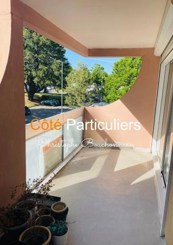 Vente
                Appartement75,9 m² - 3 Pièces -
                    CHOLET (49300)