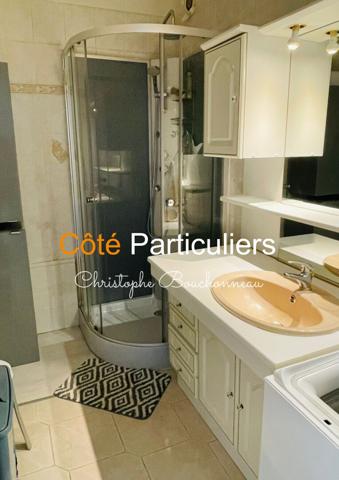 Vente
                Appartement75,9 m² - 3 Pièces -
                    CHOLET (49300)