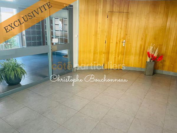 Vente
                Appartement75,9 m² - 3 Pièces -
                    CHOLET (49300)