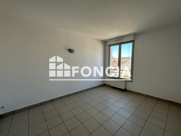 Location Appartement 2 pièces 46.71 m² - 6 PLACE DU MARECHAL LECLERC Chateau Thierry 02400