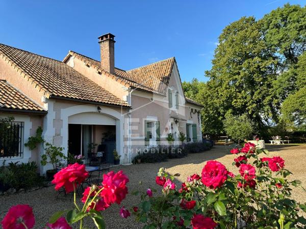Belle propriété proche de Montpon Ménestérol (40 minutes de Bergerac)