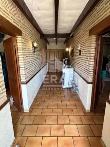 Belle propriété proche de Montpon Ménestérol (40 minutes de Bergerac)