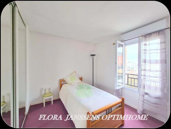 Appartement avec terrasse en duplex au calme, parking