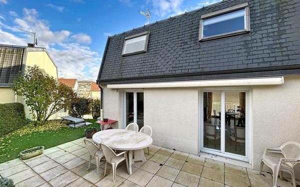 Maison à vendre    5 pièces •  Épernay