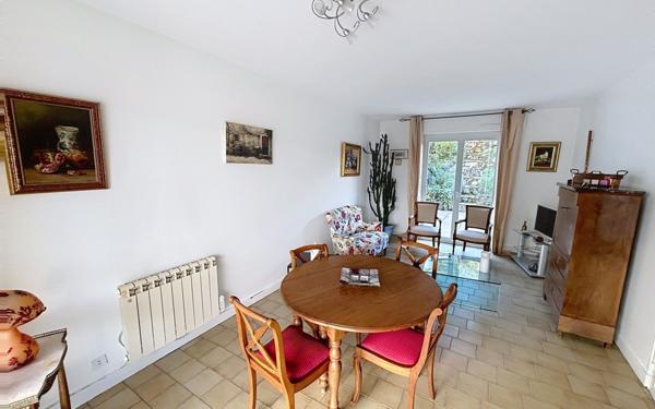 Maison à vendre    5 pièces •  Épernay